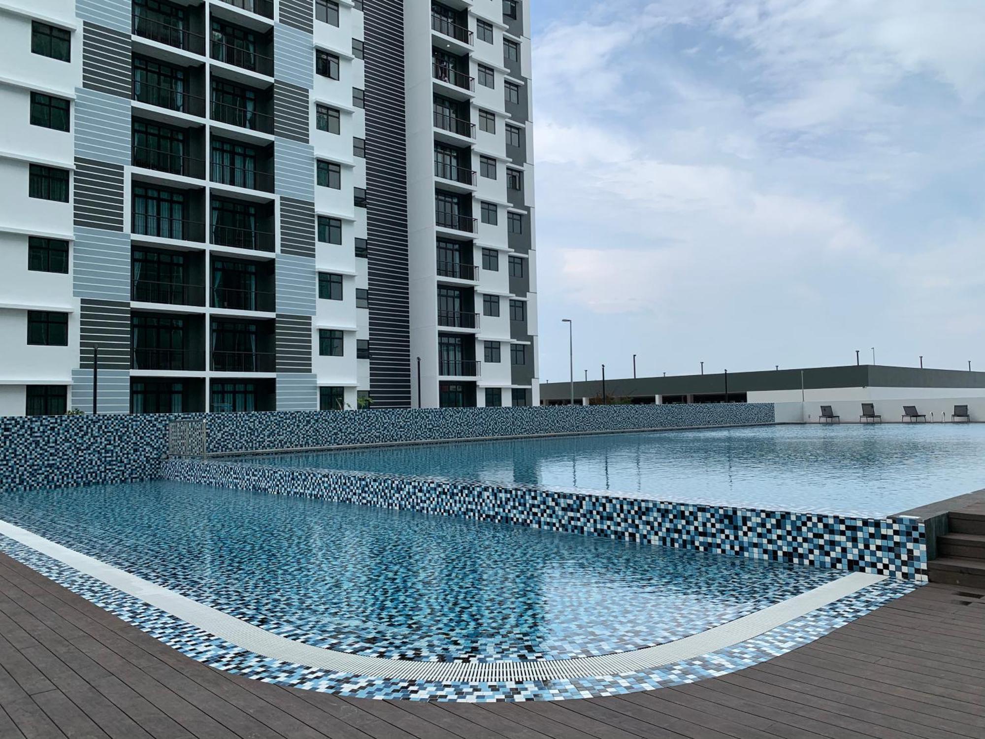 Desaru Utama Apartment With Karaoke, Netflix, Pool View, Free Wifi And Near Car Park ภายนอก รูปภาพ